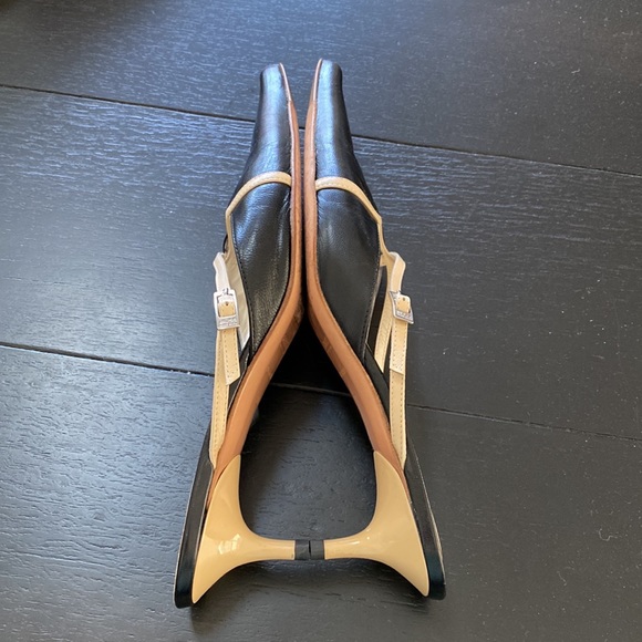 BOSS Hugo Boss EU39 Heels. Black Made in Italy Slides with Tan Straps. - Picture 3 of 9